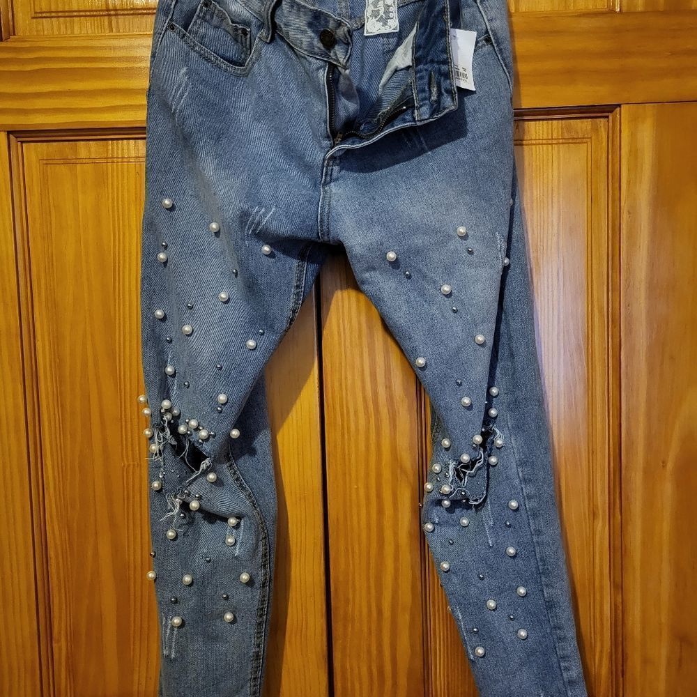 Jeans - Picture 3 of 4